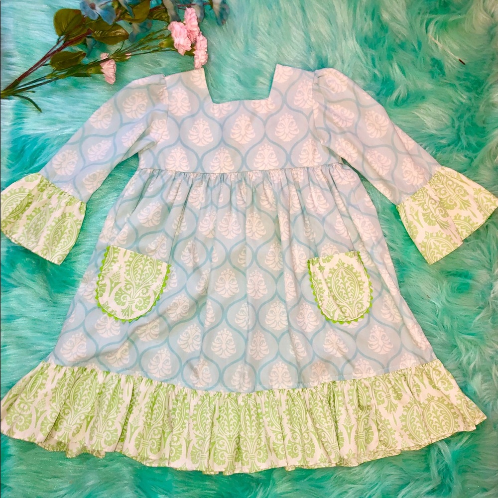 Shrimp and Grits dress Aqua and lime green little girls dress! #Easter#bow#presh
